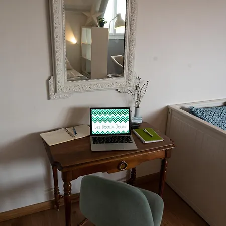 Les Beaux Jours, Apartman *